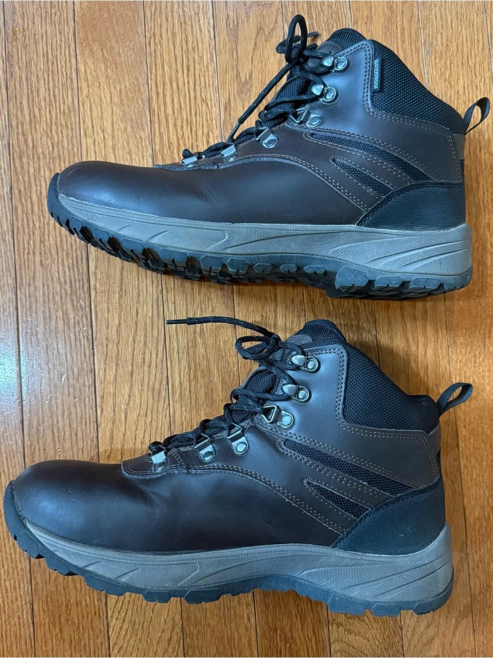 Eddie Bauer Men's 10.5 Everett Waterproof Leather Hiking Boots Trail Shoes 78703